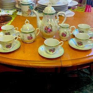 Courting Couple Iridescent Tea Set (MAKE OFFERS)